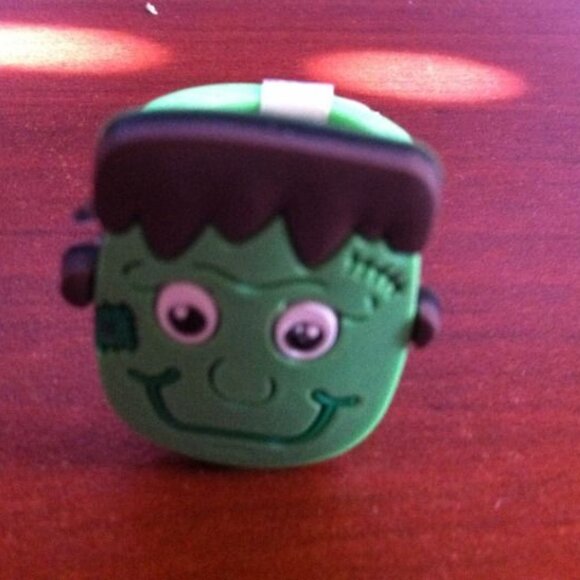 Frankenstein Rubber Halloween Kids Ring - Picture 1 of 1
